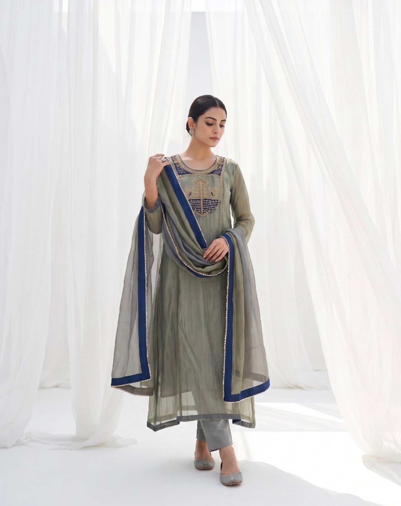 B2041 Crush Tissue Zardosi Anarkali Suit Set