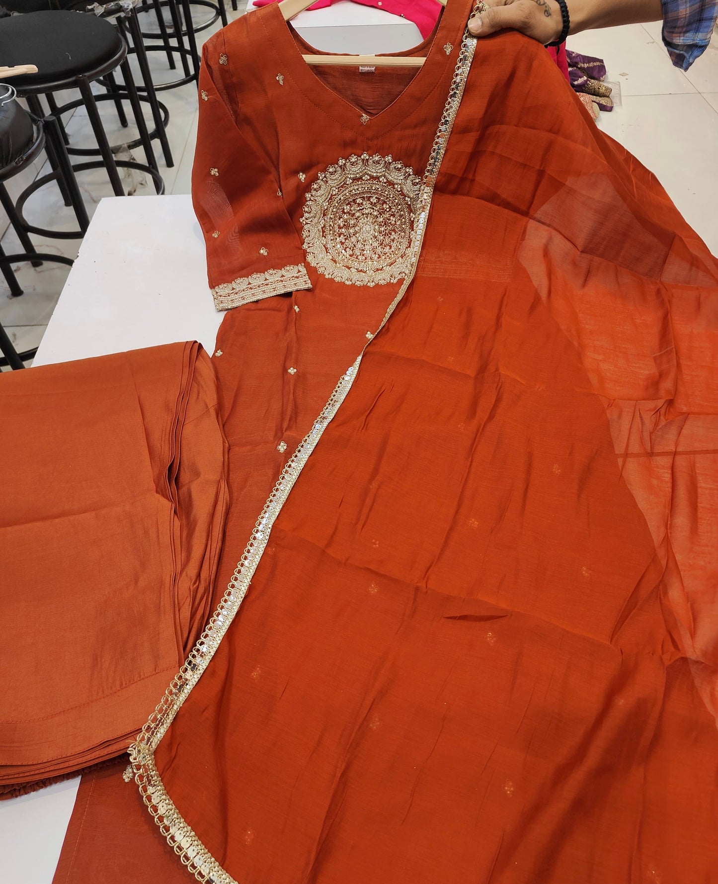 B2019 Designer Mul Chanderi Suit