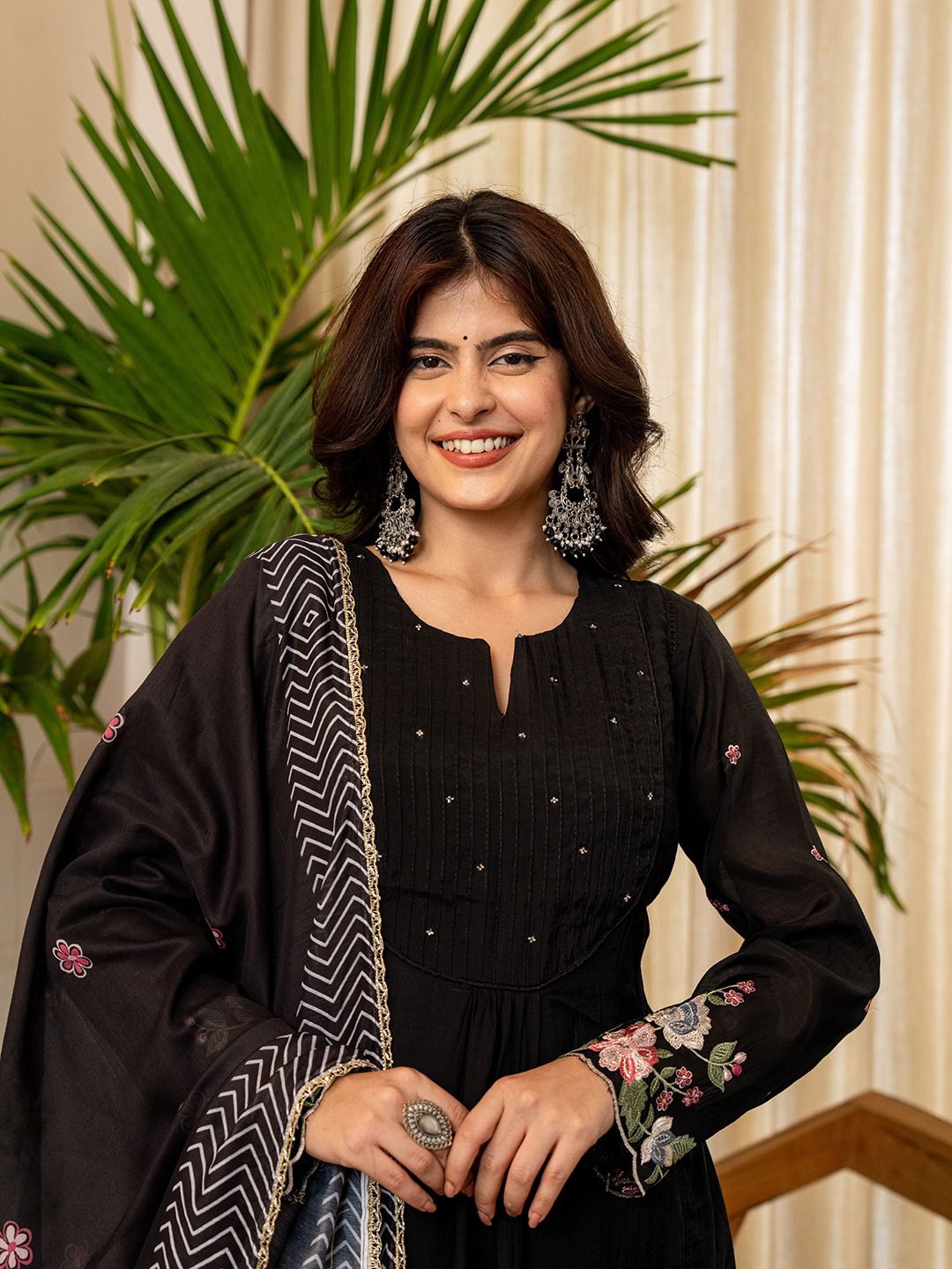 B2023 Mul Silk Designer Suit