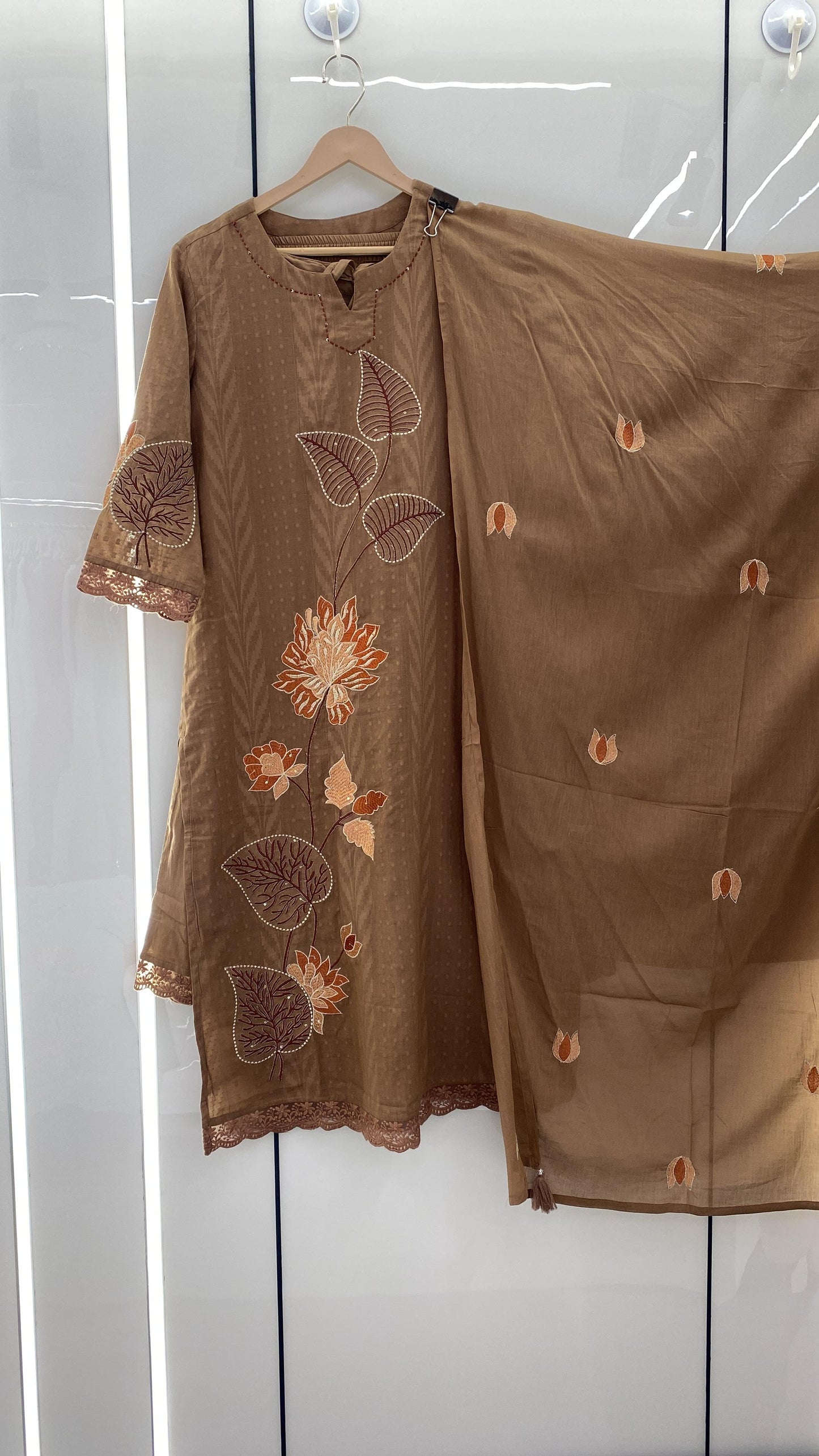 A1786 Embroidered Mul Cotton Suit