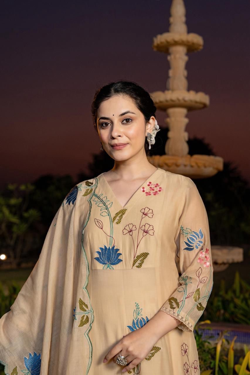 B2013 Mul Chanderi Embroidered Suit