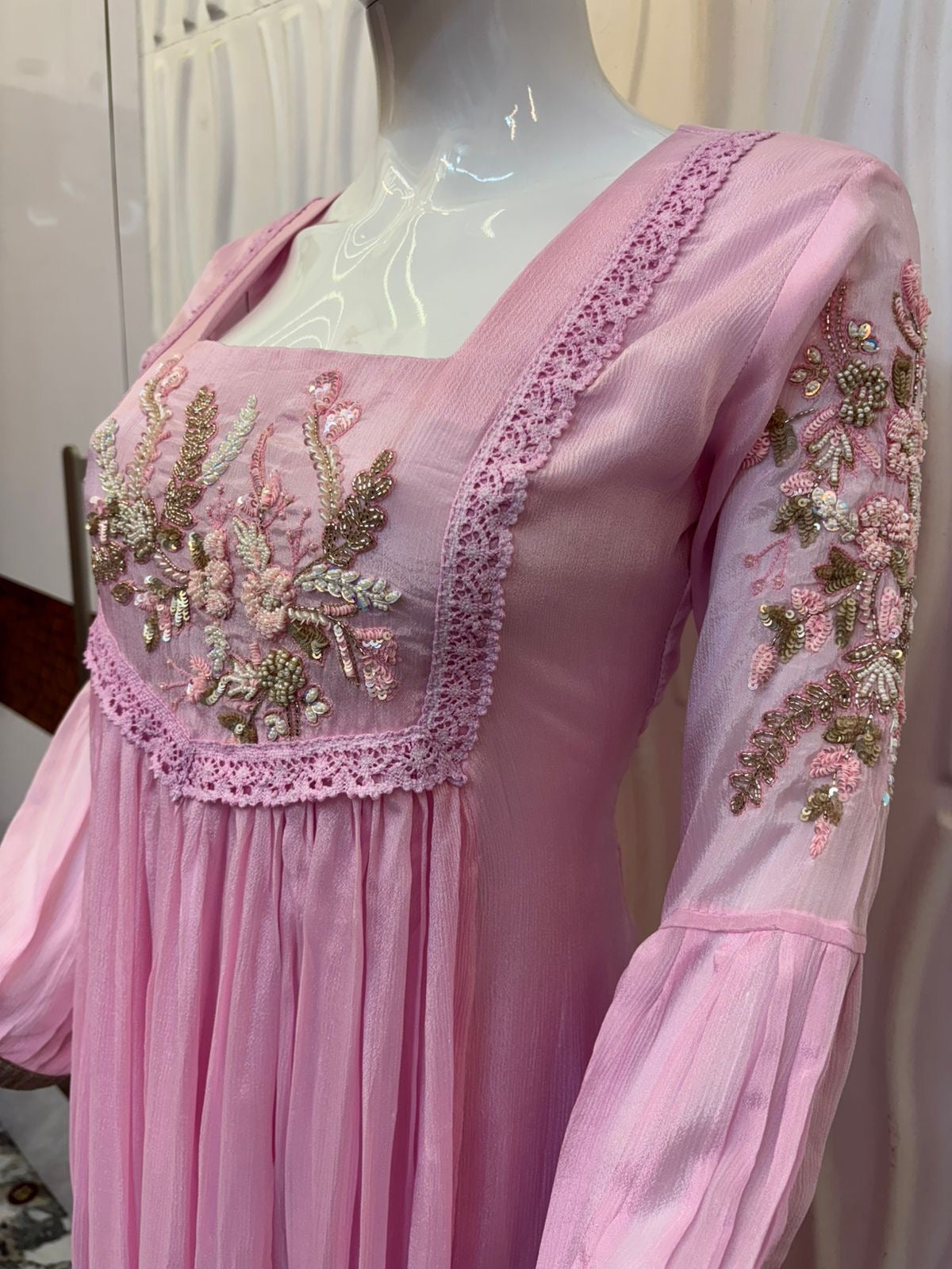 B2014 Pure Chinon Party Wear Suit