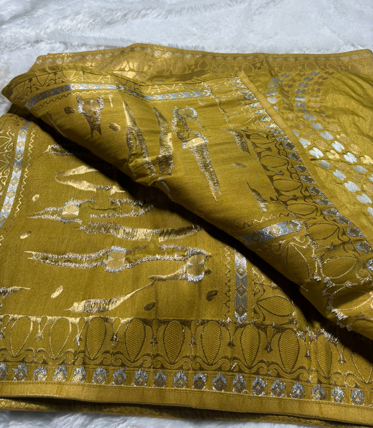 Stunning Party Wear with Beautiful Handwork & Woven Jaquard Dupatta