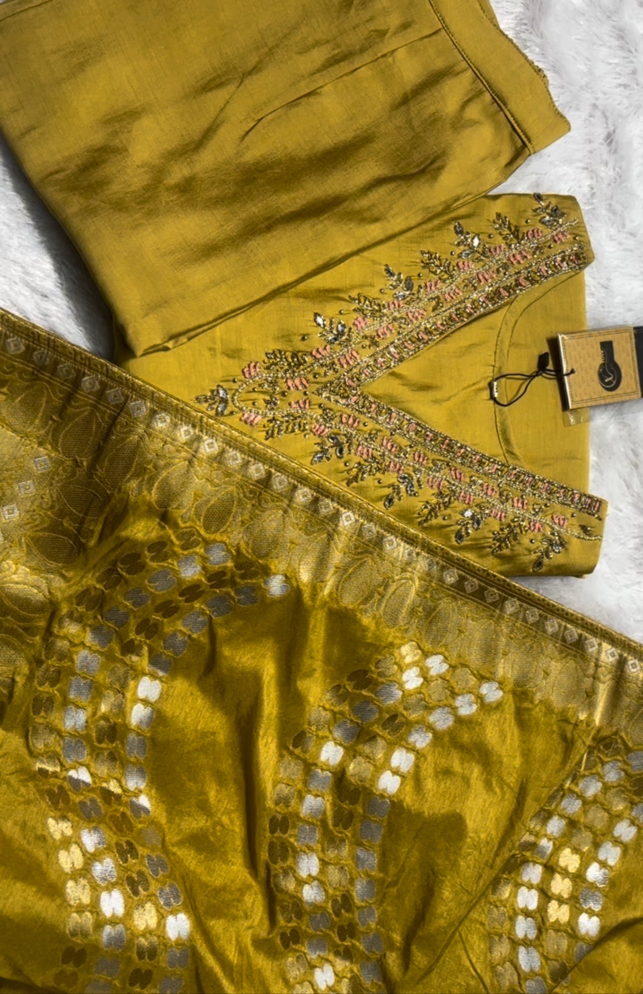 Stunning Party Wear with Beautiful Handwork & Woven Jaquard Dupatta