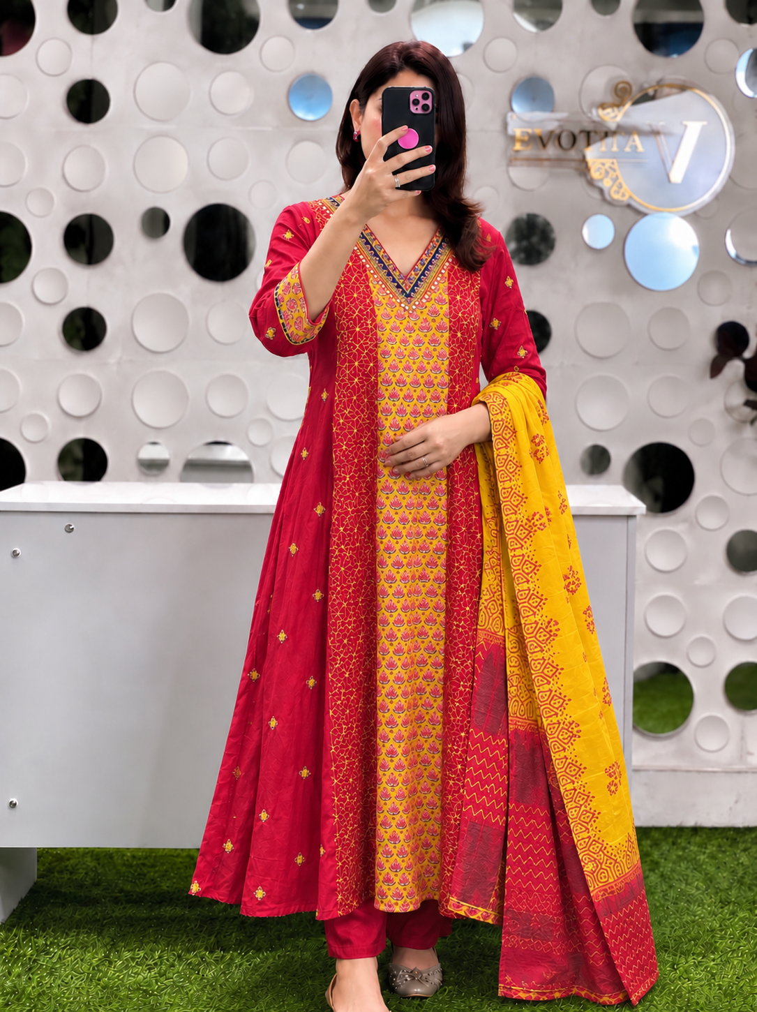 B2062 Pure Banarasi Mul Chanderi Suit Set