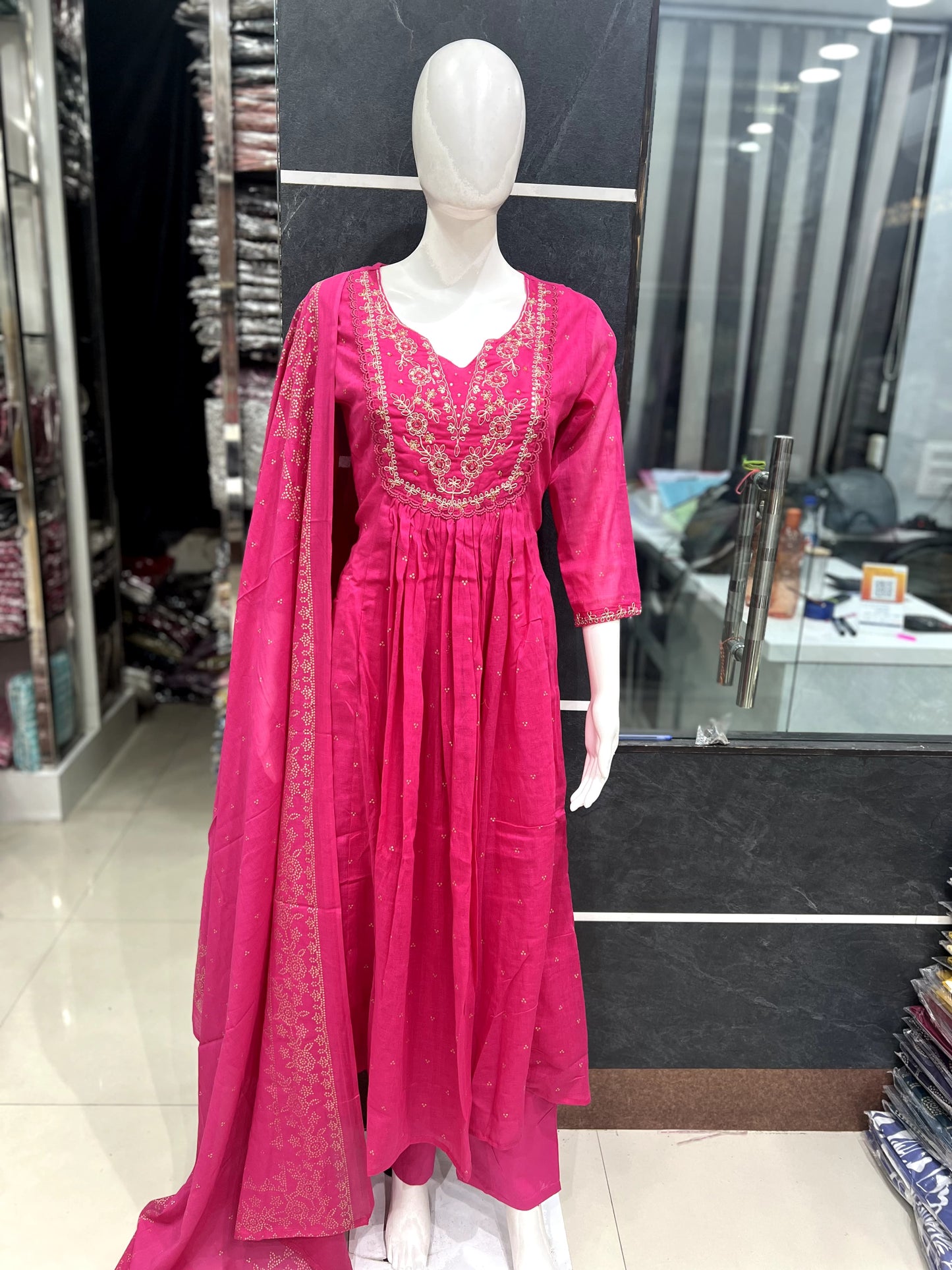 A1682 Mul Cotton Designer Suit