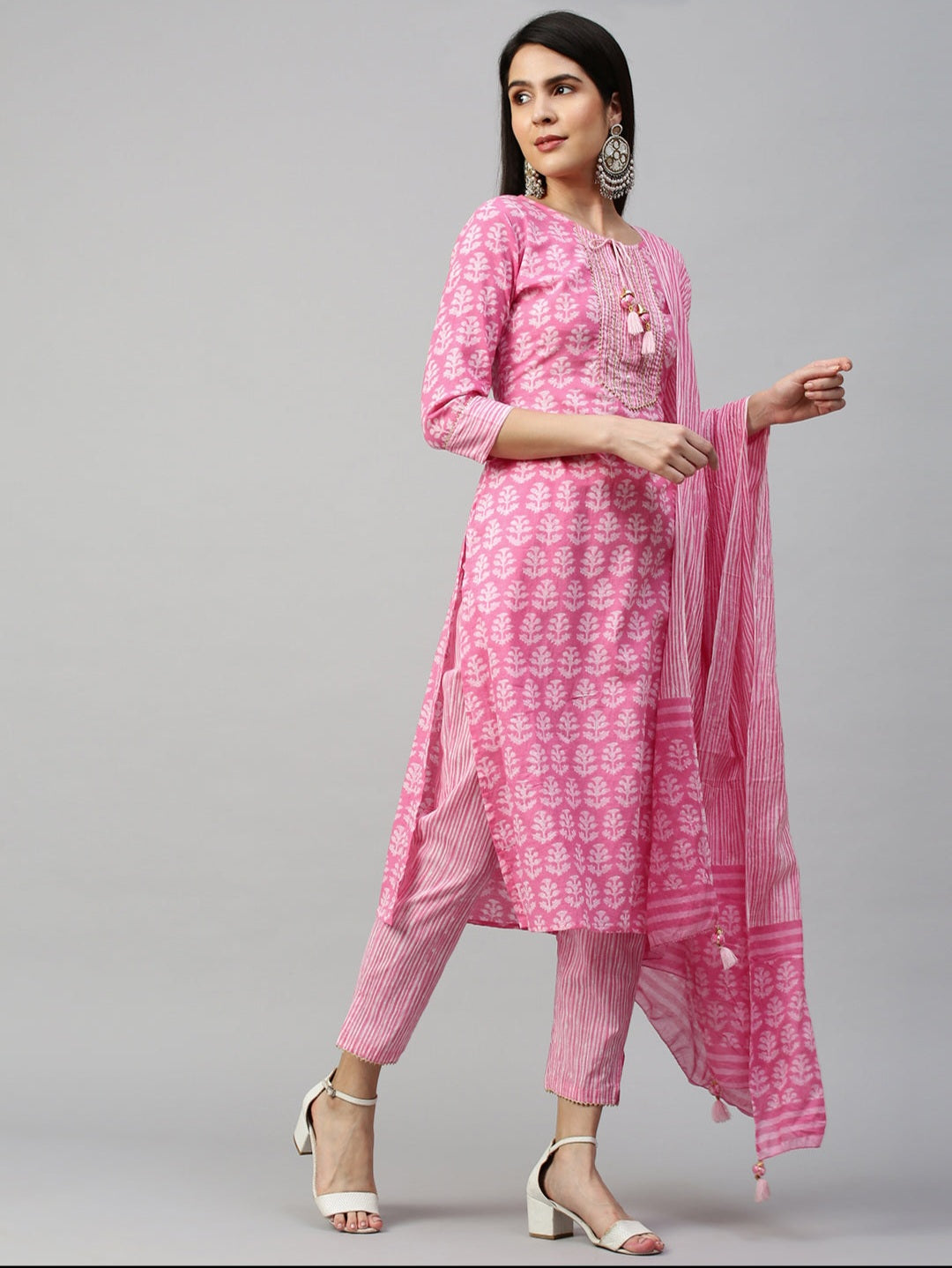 A122 Ethnic Printed Three Piece Suit - Pastel Pink