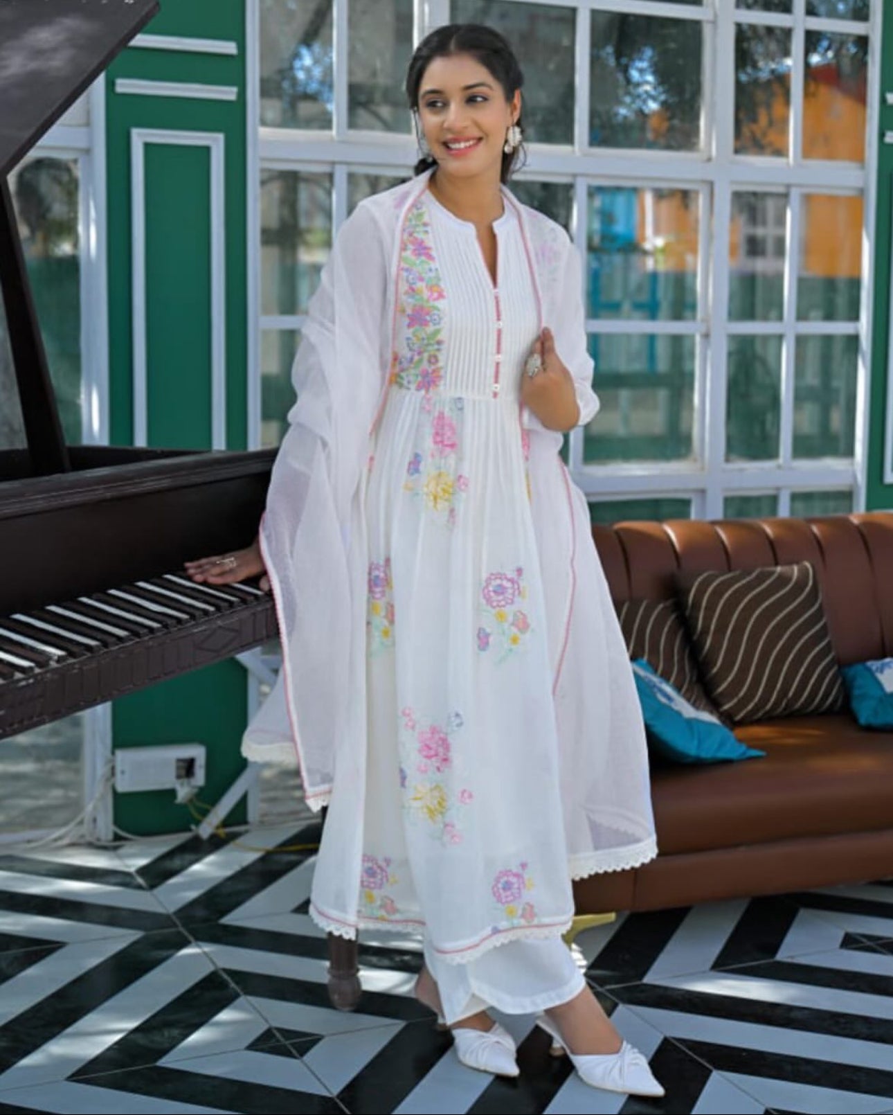 A1709 Mul Cotton Embroidered Suit