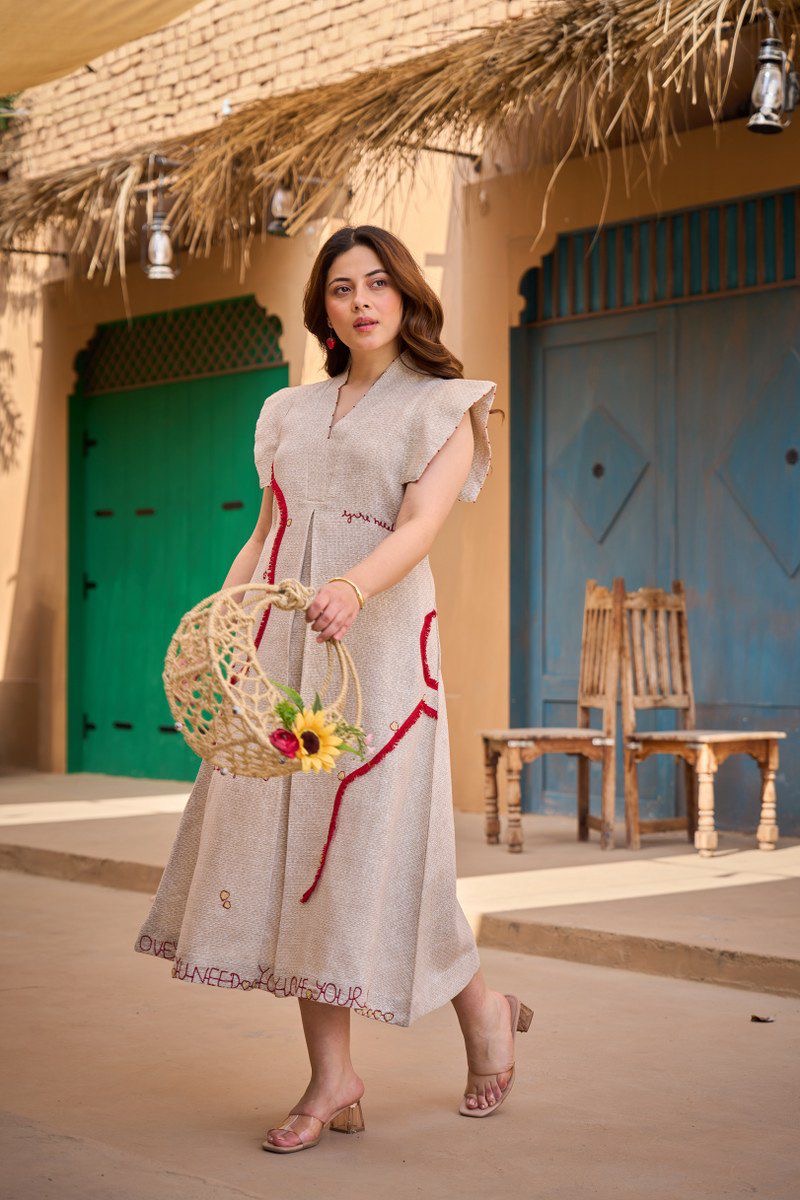 A1800 Rustic Jute Statement Midi