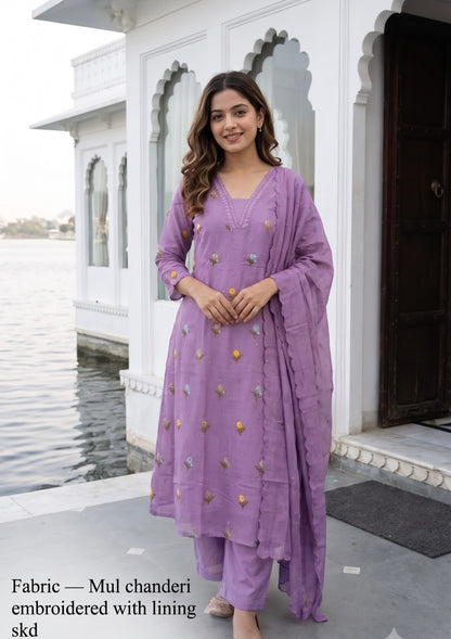 B2047 Mul Chanderi Embroidered Suit Set