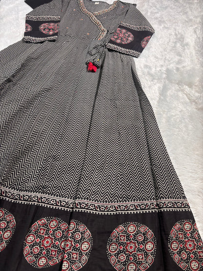 A1691 Pure Cotton Angarkha Suit