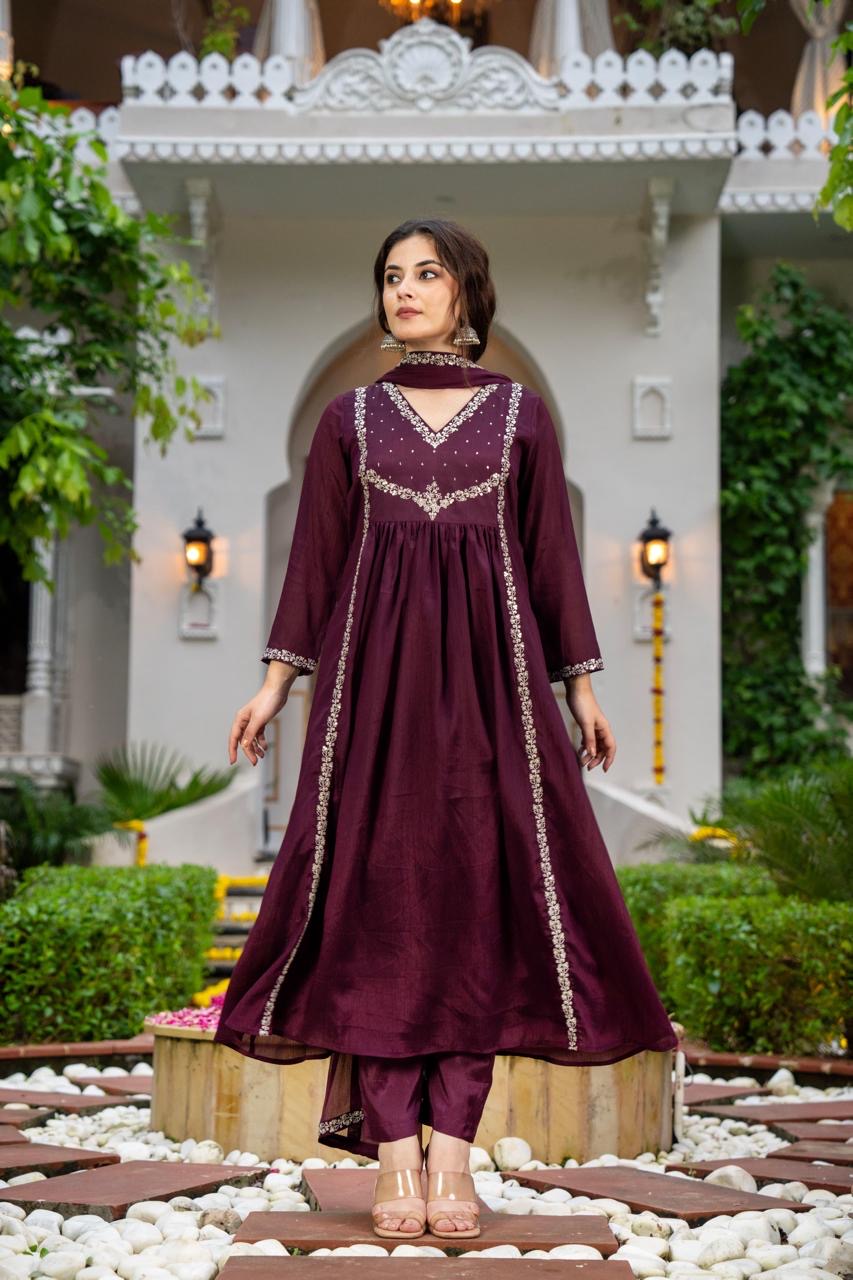 Pure Chinon Suit with Beautiful Zari Embroidery on Kurta & Elegant Dupatta with Border of Zari Embroidery