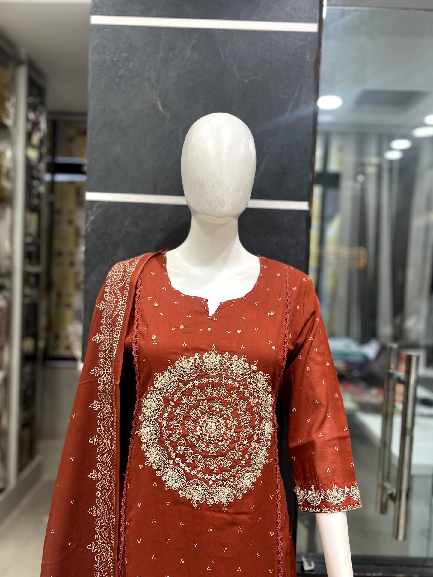 A1724 Mul Cotton Designer Suit