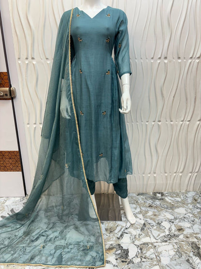B1999 Mul Chanderi Handwork Suit