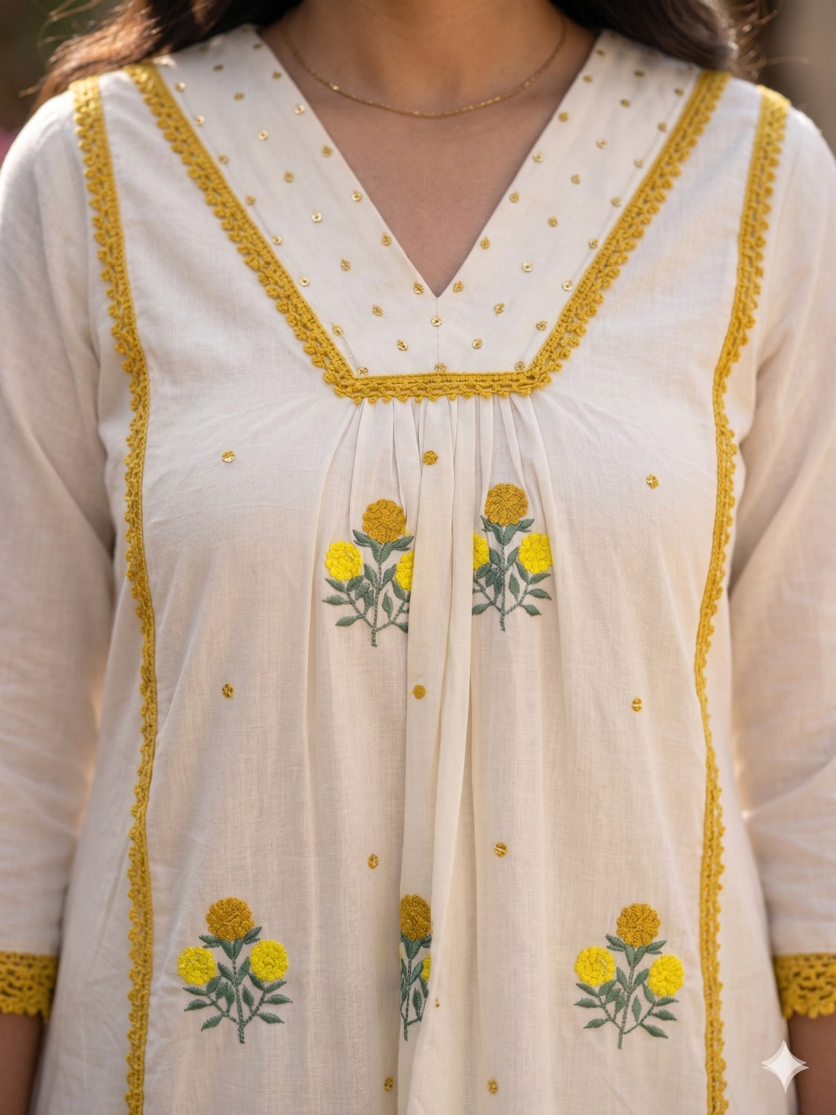 A1832 Mogra Off White Mul Cotton Suit