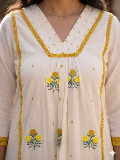 A1832 Mogra Off White Mul Cotton Suit