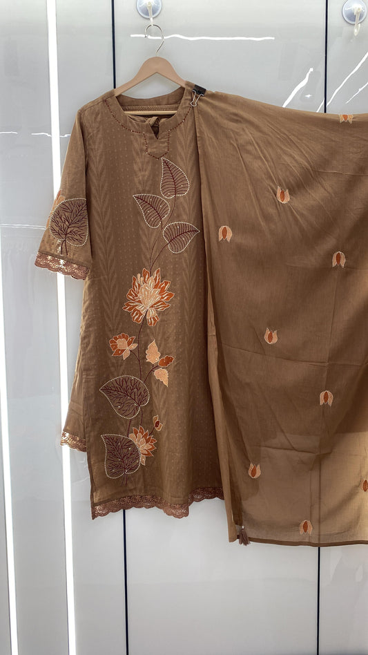 A1786 Embroidered Mul Cotton Suit