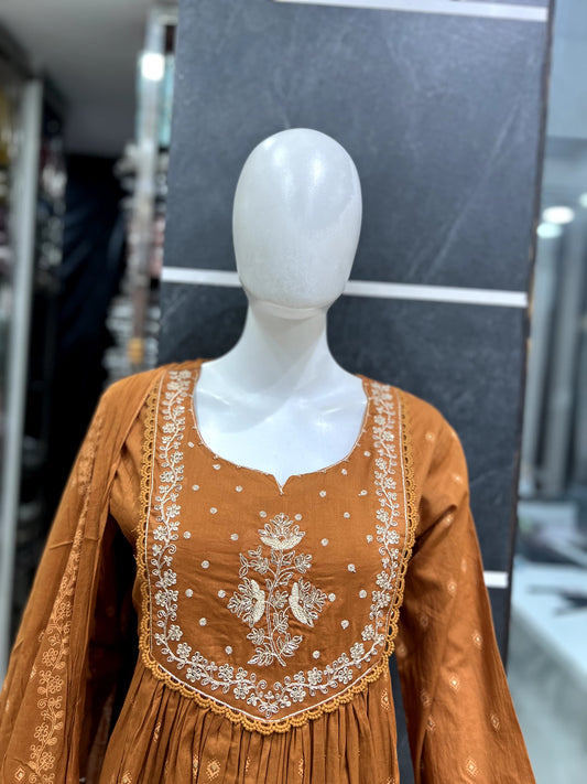 A1698 Mul Cotton Suit