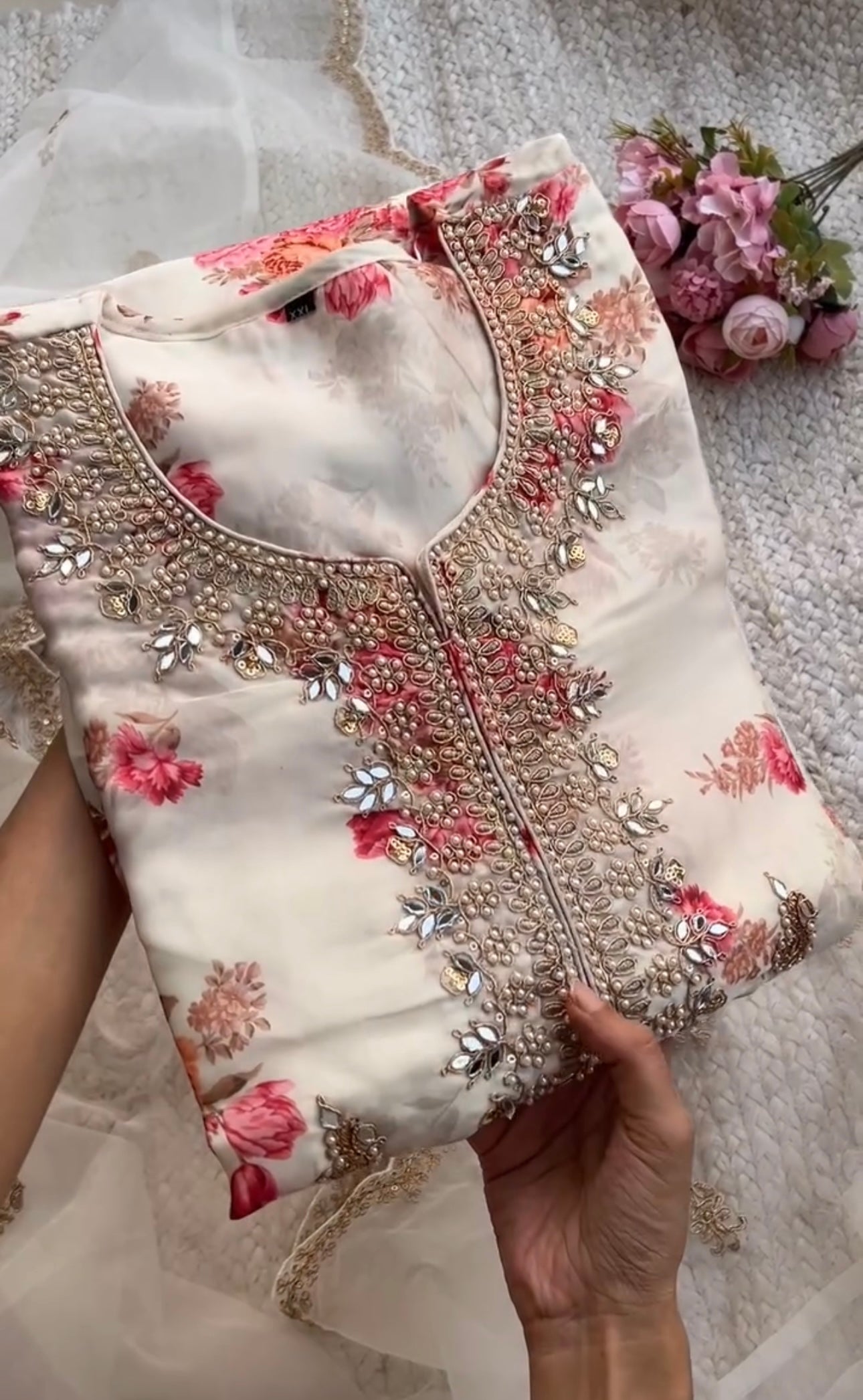 Beautiful Off White Kundan Organza Suit