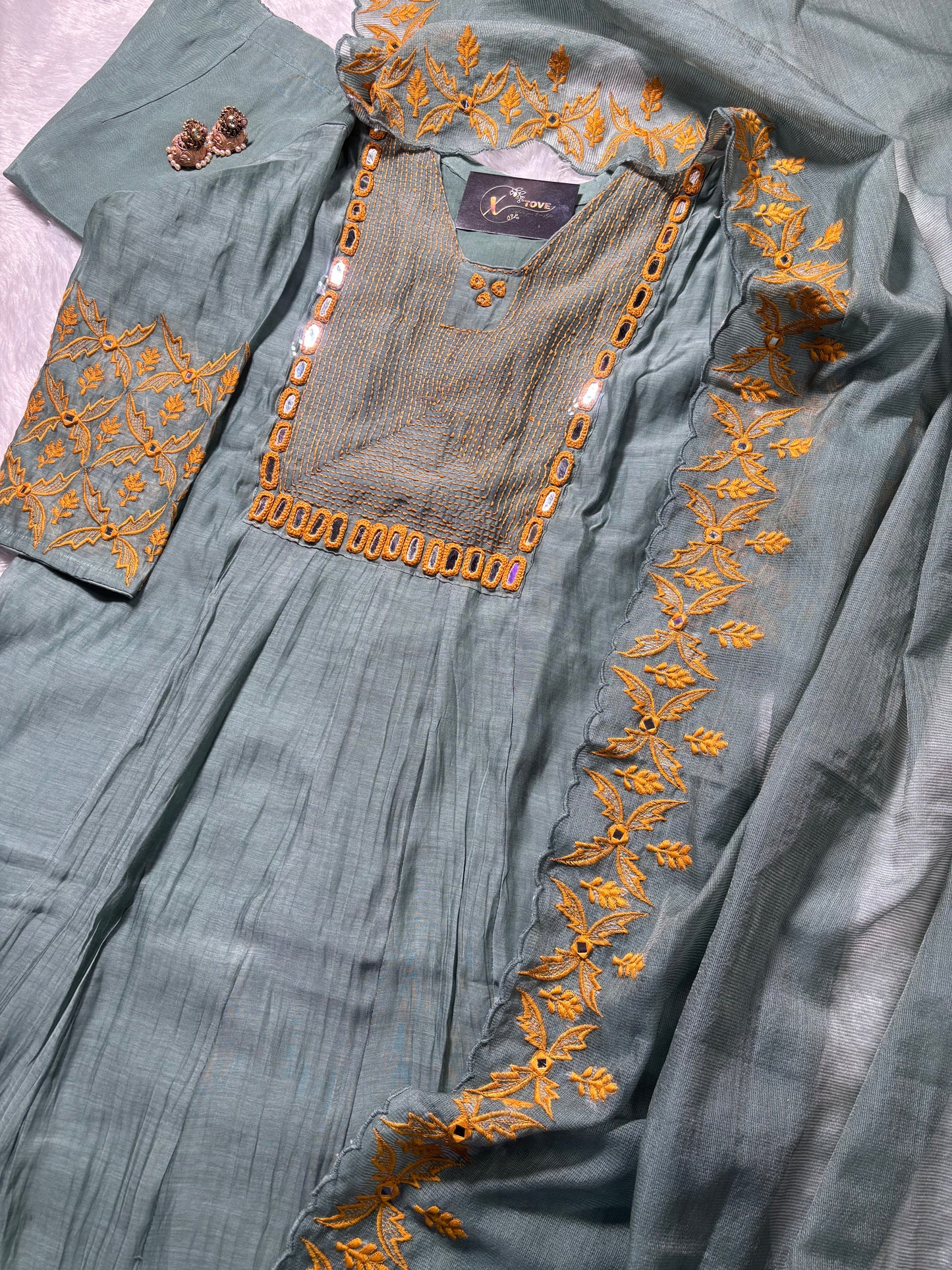 Mul Chanderi Mirror Work Suit