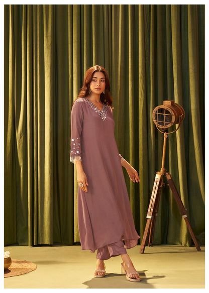 B2016 Glass Crape Party Wear Suit