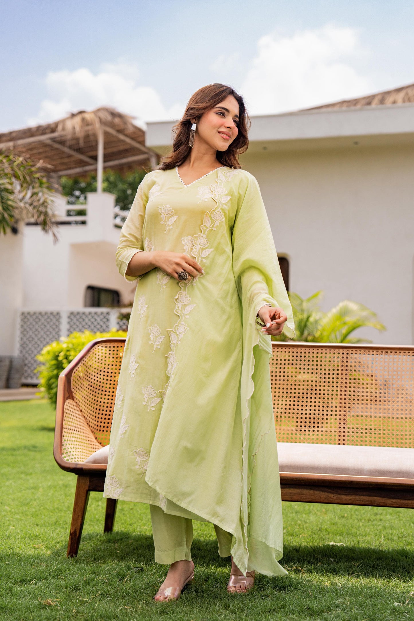 B2017 Mul Chanderi Suit