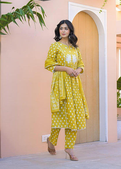 Pure Mul Cotton Suit with Beautiful Embroidery & Lace Detailing