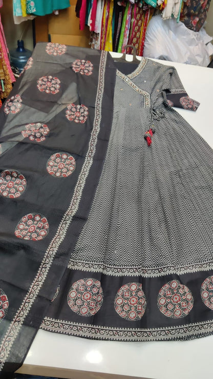 A1691 Pure Cotton Angarkha Suit