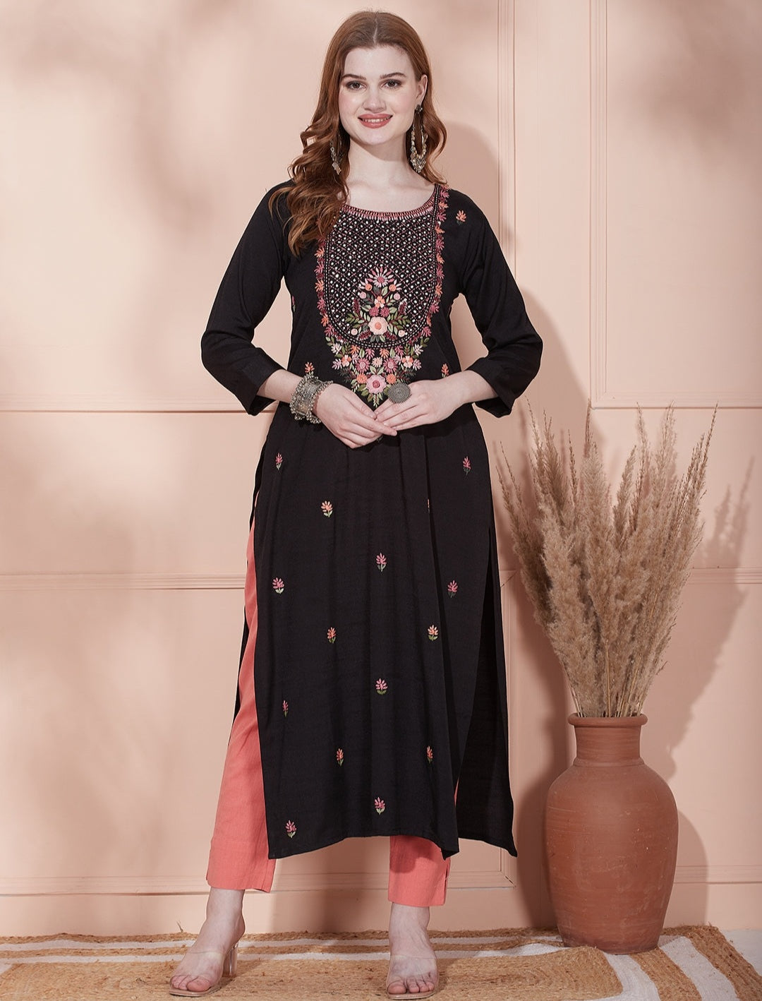 Floral Hand & Sequins Embroidered Kurta