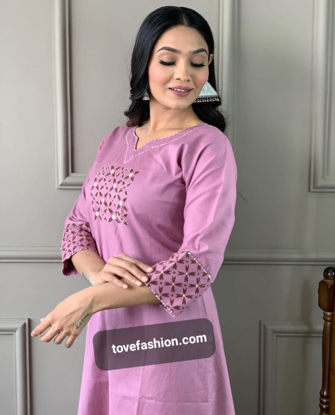 Pure Cotton Co-ord Set With Thread Embroidery Detailing