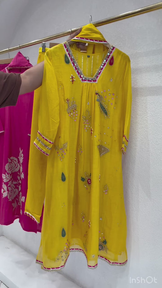 B2031 Pure Banarasi Mul Chanderi Suit with Lurex lining(Yellow)
