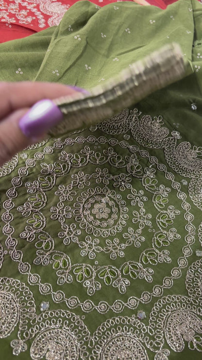 A1725 Mul Cotton Designer Suit (Mehandi Green)